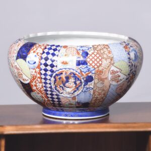 Large Finely Painted 19th Century Imari Jardinière