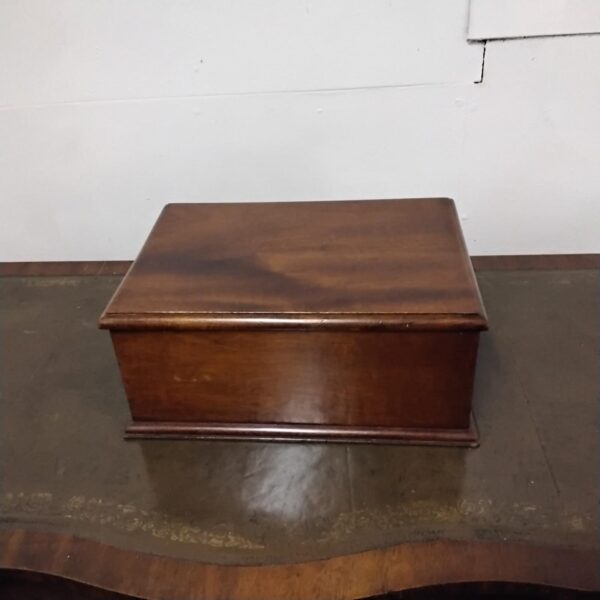 Mahogany Table Top Box