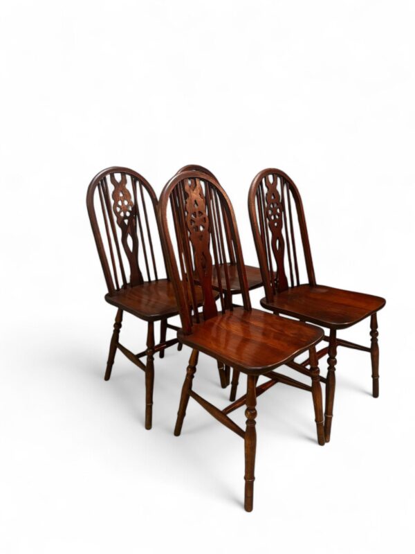 Vintage Old Charm Wood Bros Dining Wheelback Kitchen Windsor Chairs / Tudor Brown / Set Of 4