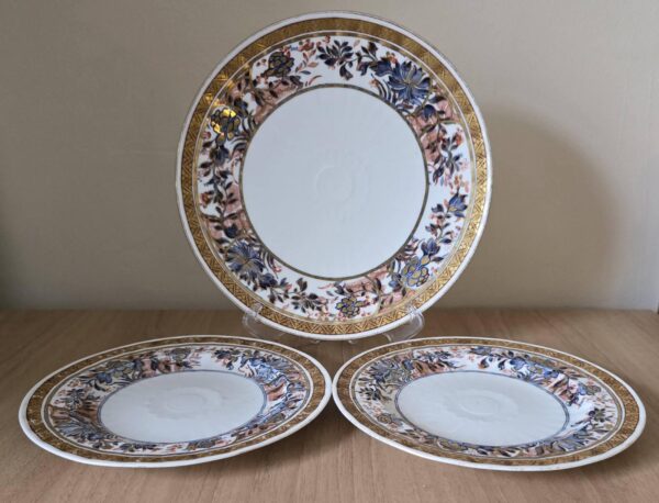 Wedgwood Gilt Ground Creamware Chinoiserie 3 Pieces Part Service