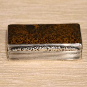 William IV Silver & Agate Snuff Box